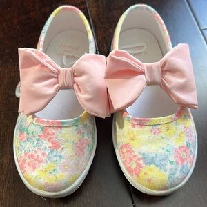 Janie & Jack girls floral Mary Jane bow sneakers size 10 toddler